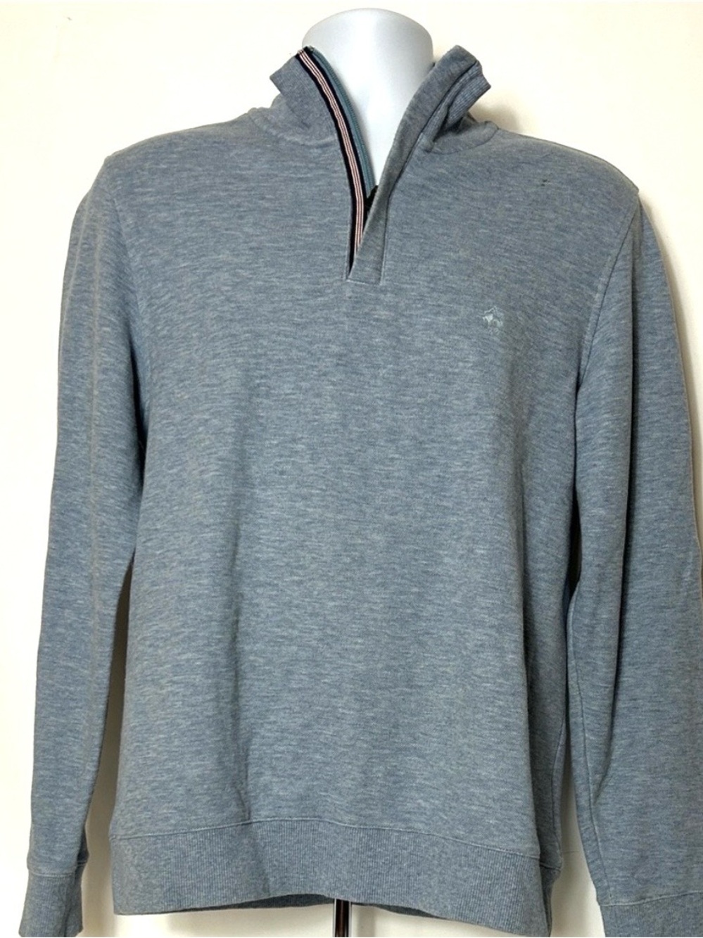 Brooks Brothers Men’s Size Medium Light Blue Thick Fabric Quarter Zip Sweater